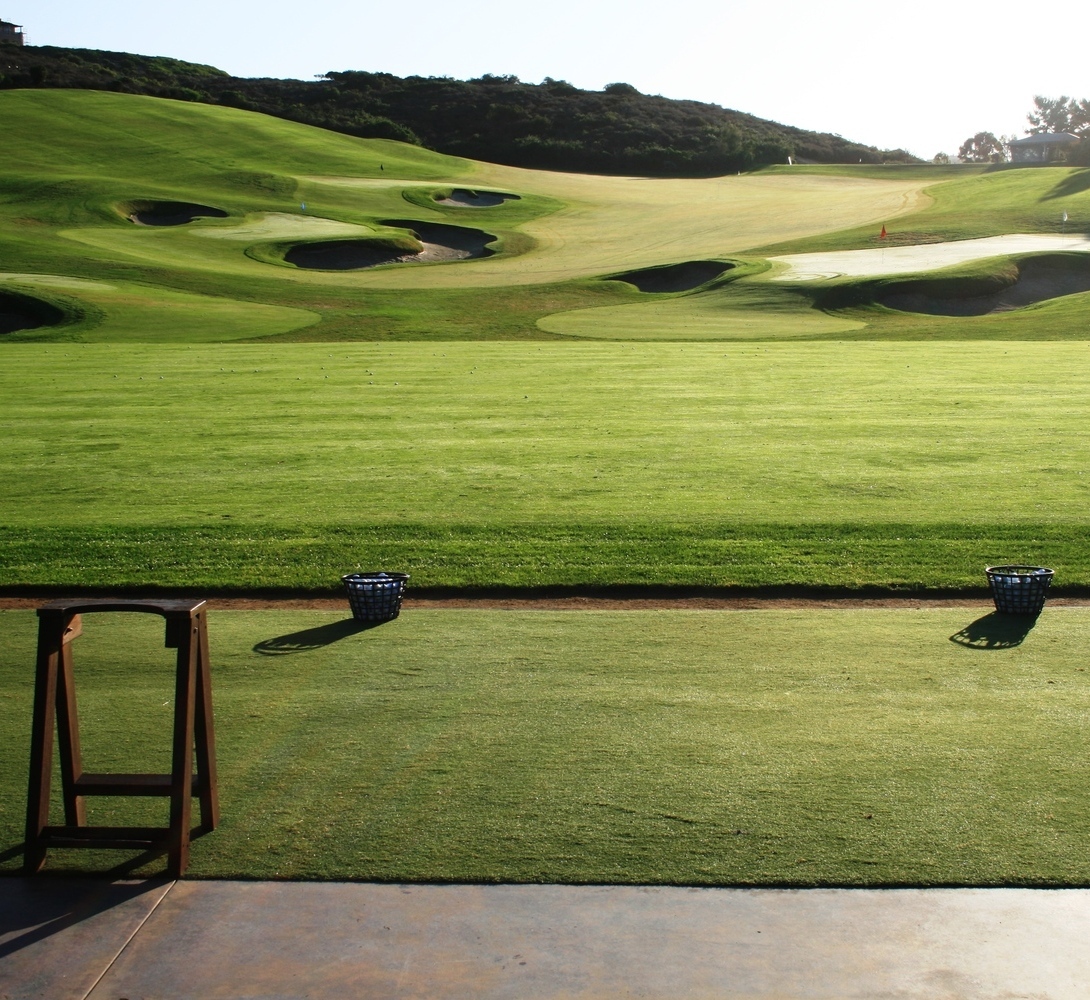 DRIVING RANGE
