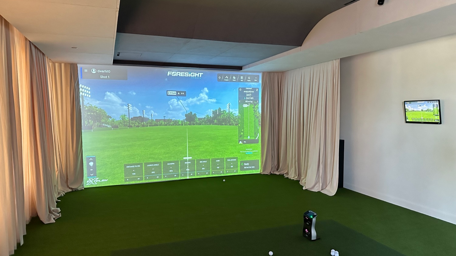 GCQuad гольф симулятор